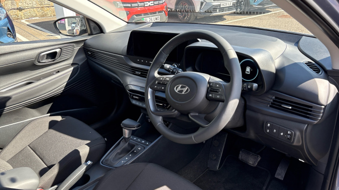 Hyundai i20 1.0T GDi Premium 5dr DCT Petrol Hatchback - Image 11